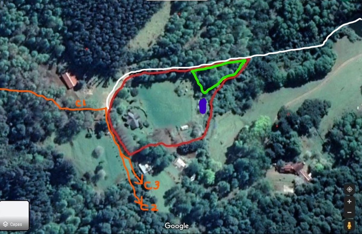 Vista aérea con los circuitos señalados de Reserva Rucapi